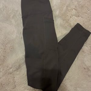 grey yoga leggings